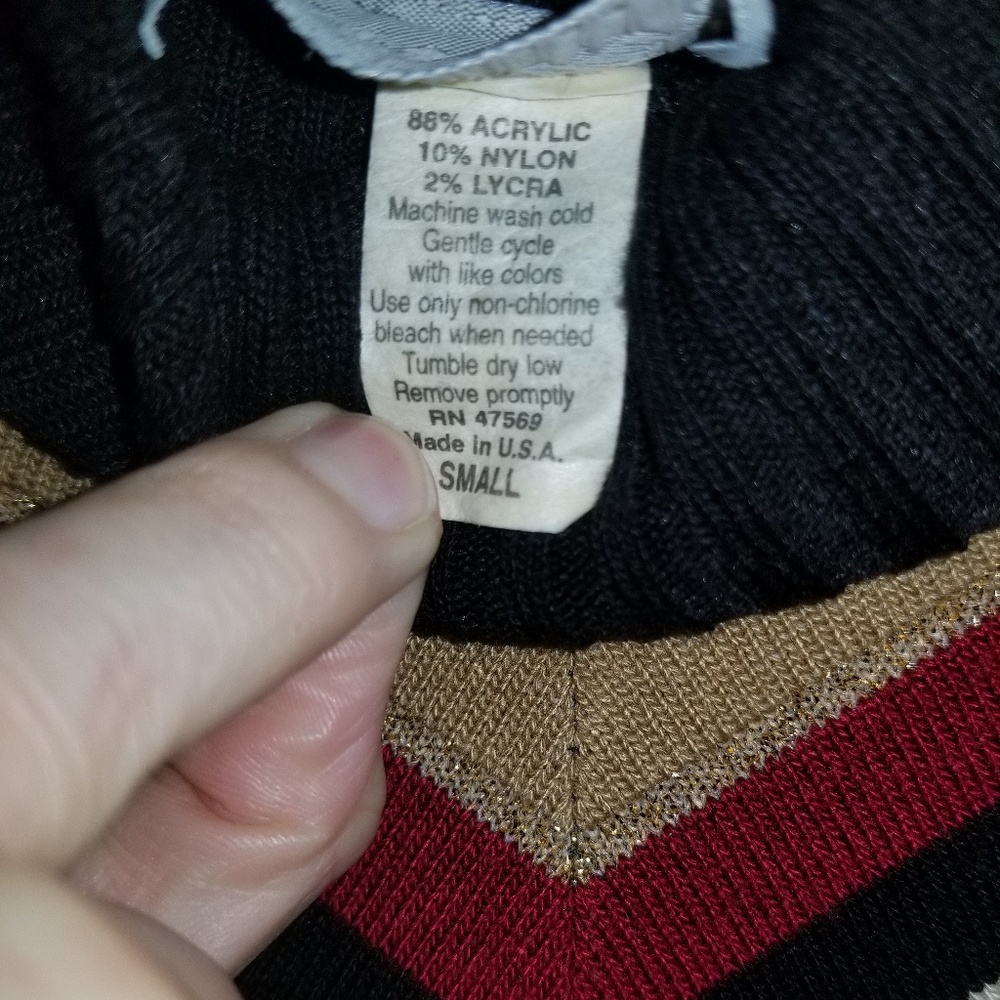 Vintage Turtle neck tank sweater - Picture 5 of 8